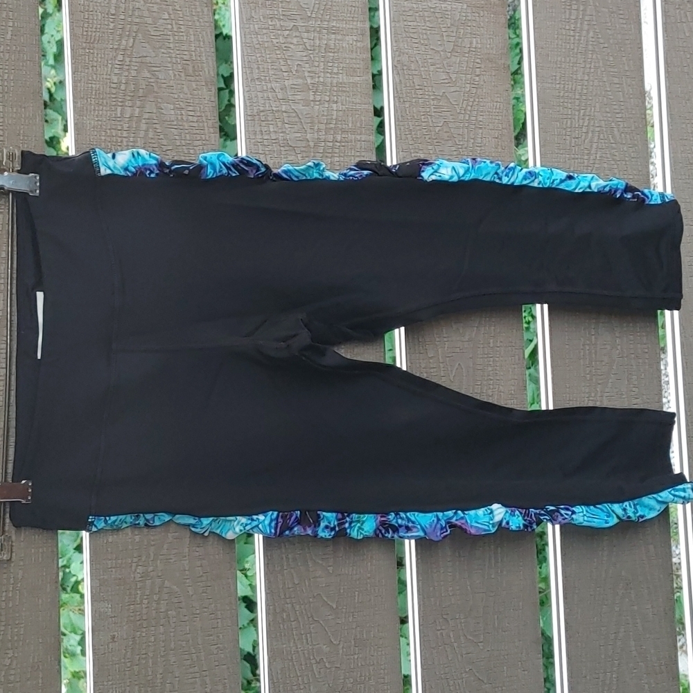 MNY women's Legging size Small